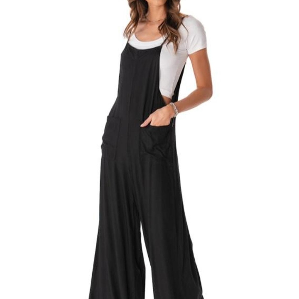 BRAND NEW Black Wide-Leg Overall Jumpsuit